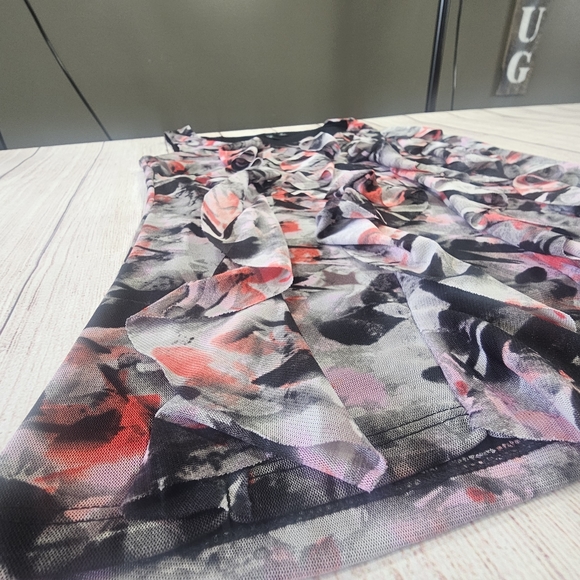 Relativity Multi Color Ruffle Sleeveless Top Size Small - Picture 3 of 15